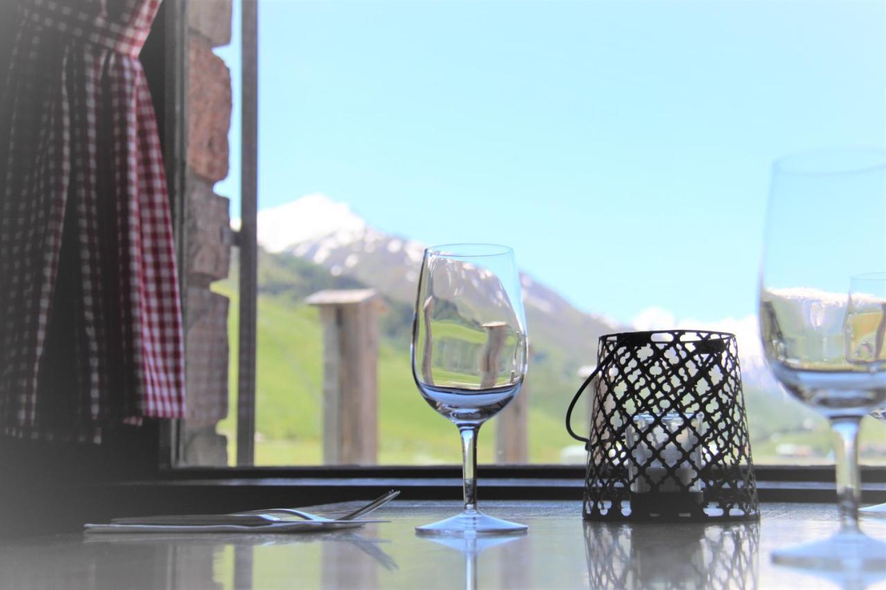 Hotel Aurora Andermatt Esterno foto